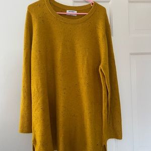 **NWT** Yellow Old Navy Plus Size sweater